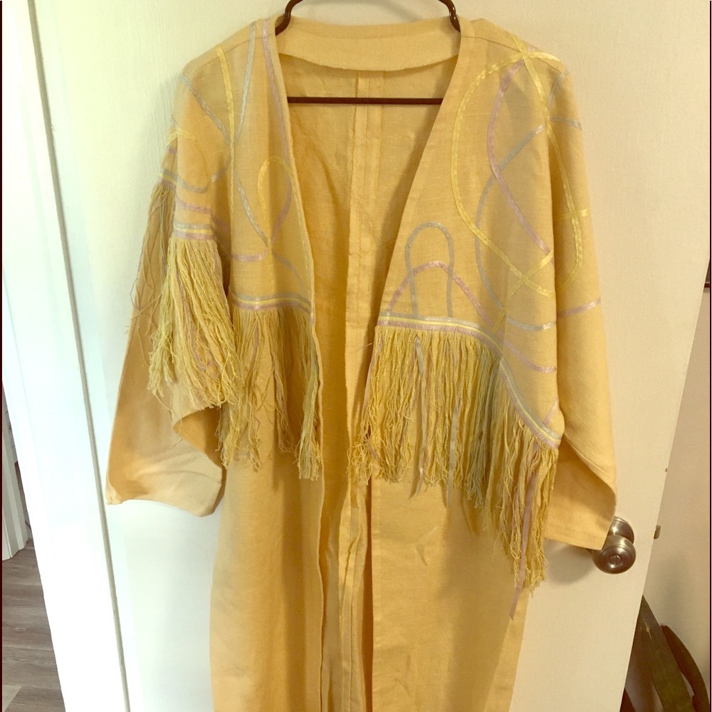 Vintage women’s kimono linen yellow